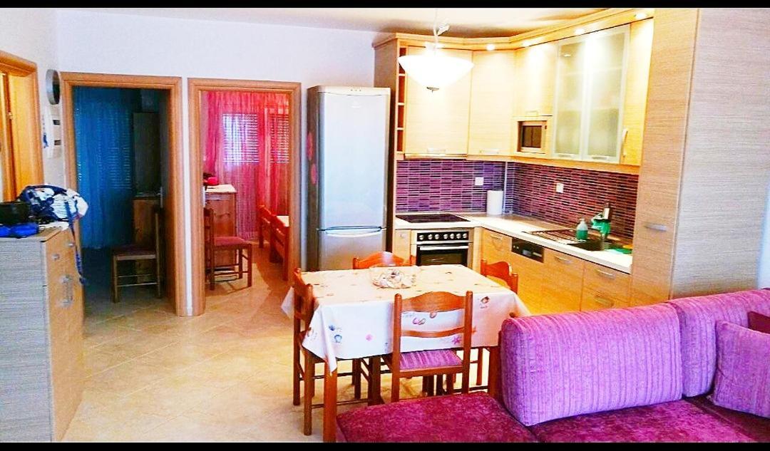 Emerald Apartment With Sea View Кріопігі Екстер'єр фото