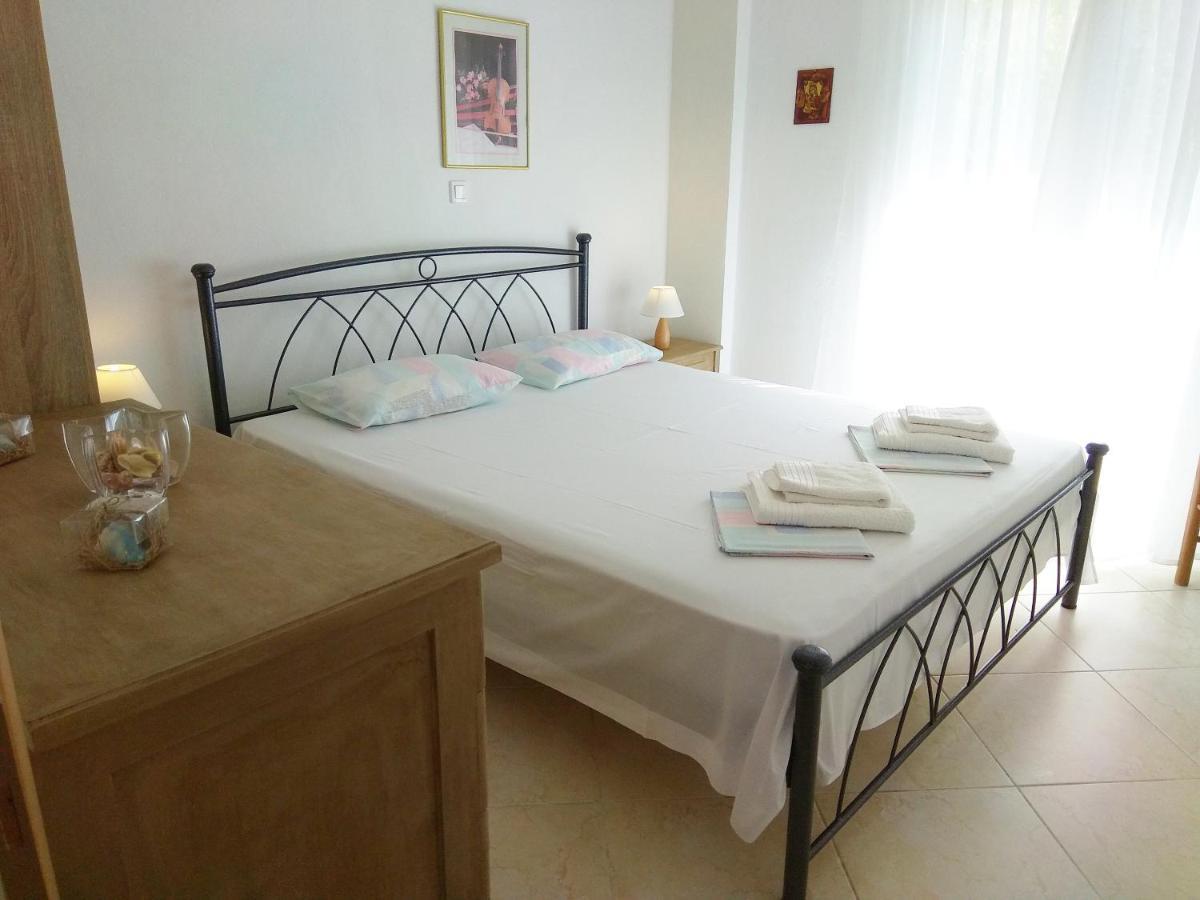 Emerald Apartment With Sea View Кріопігі Екстер'єр фото